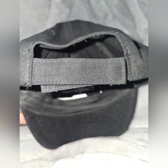 NWT - San Francisco w/ Bear Cap - Black - Picture 6 of 6